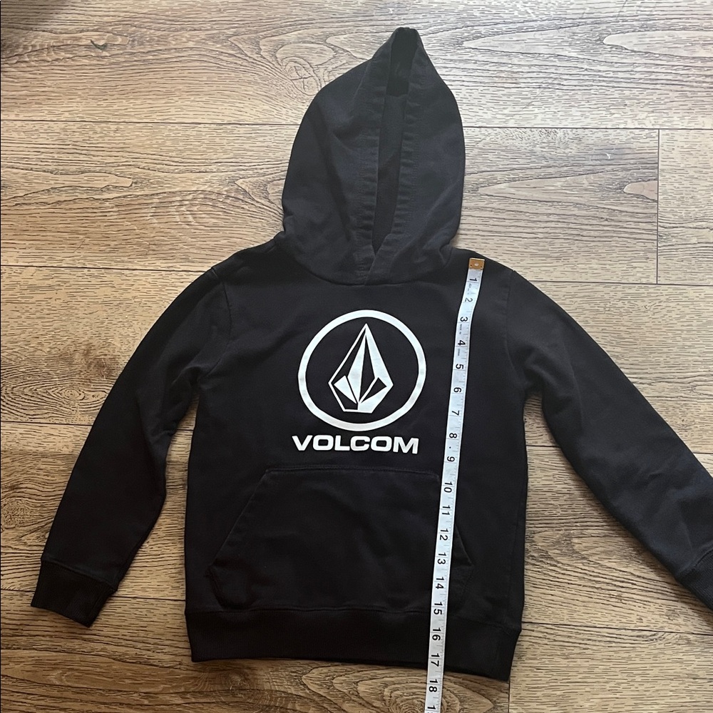 Volcom black Hoodie with Iconic Emblem EUC